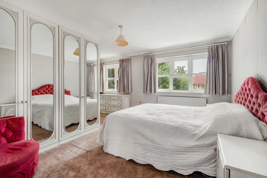 Pine Trees Drive, Ickenham, UB10, photo 24