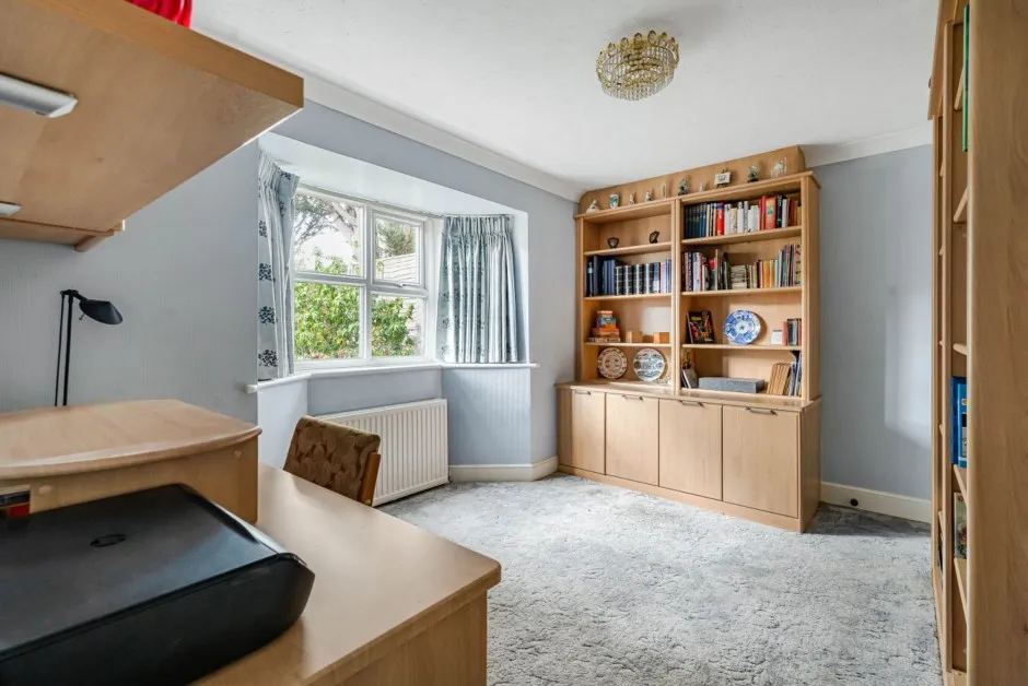 Pine Trees Drive, Ickenham, UB10, photo 5