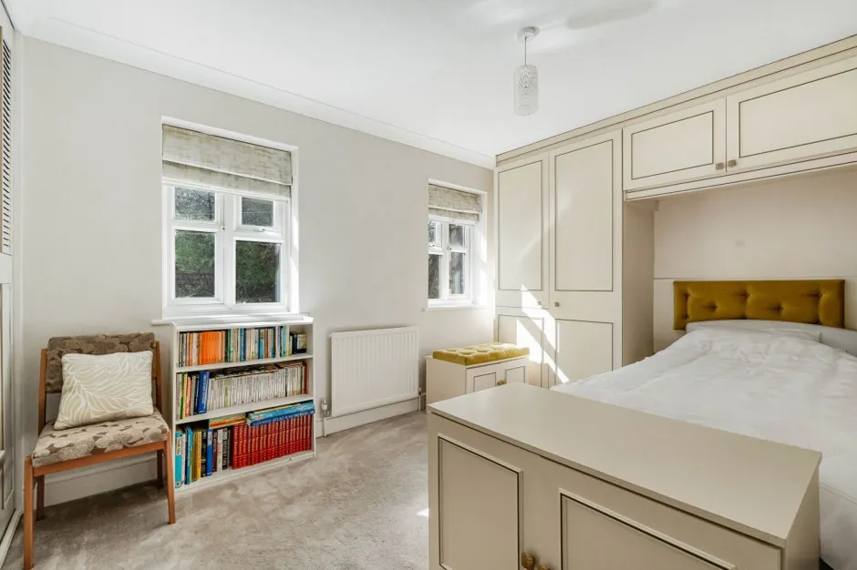 Pine Trees Drive, Ickenham, UB10, photo 19