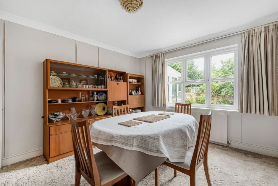 Pine Trees Drive, Ickenham, UB10, photo 18