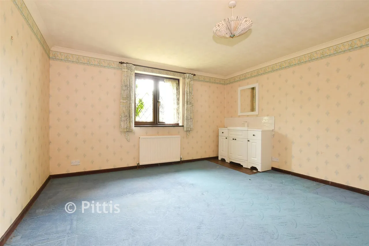 Place Road, Cowes, PO31, photo 5
