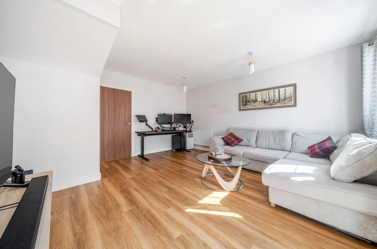 Woodland Close, Godalming, GU7, photo 6