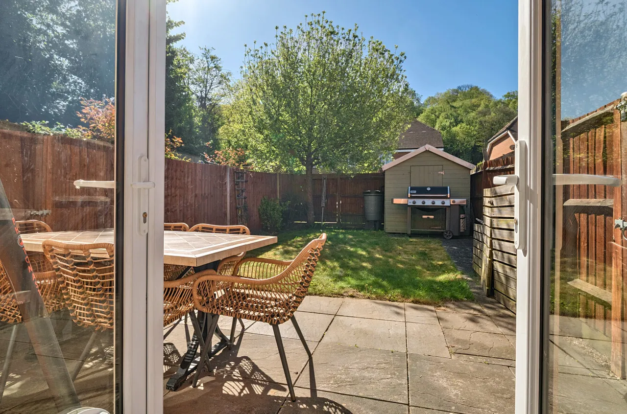 Woodland Close, Godalming, GU7, photo 4