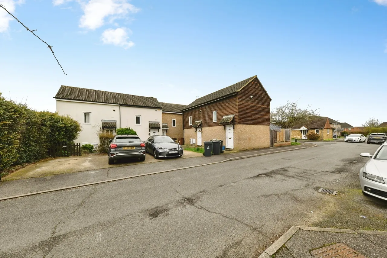 1 bed house for sale — Lime Close, STEVENAGE, Hertfordshire, SG2