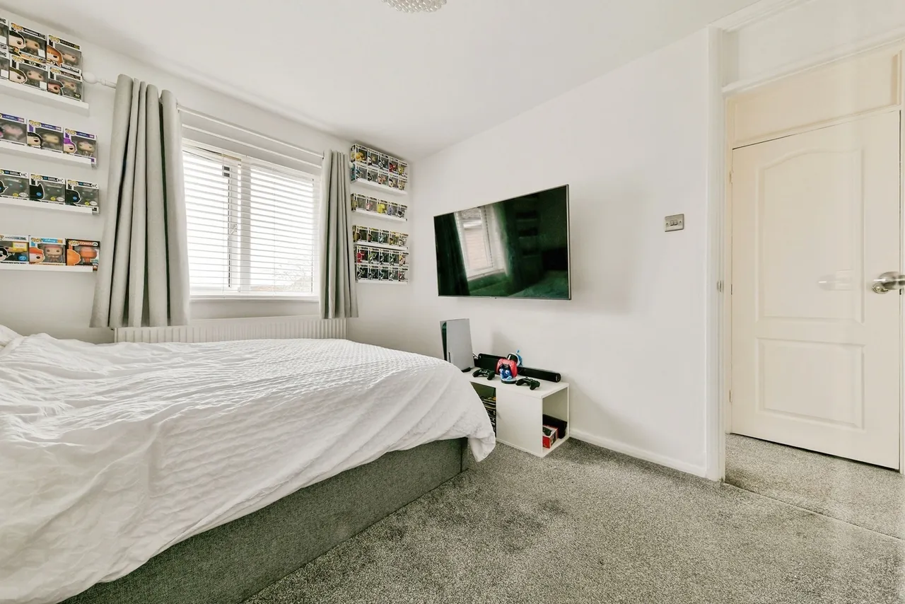 Lime Close, STEVENAGE, Hertfordshire, SG2, photo 10