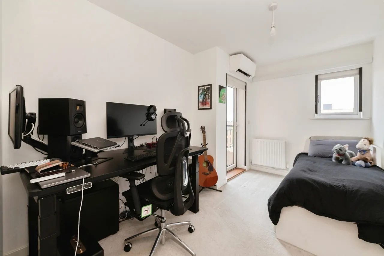 Lance Street, Rainham, RM13, photo 14