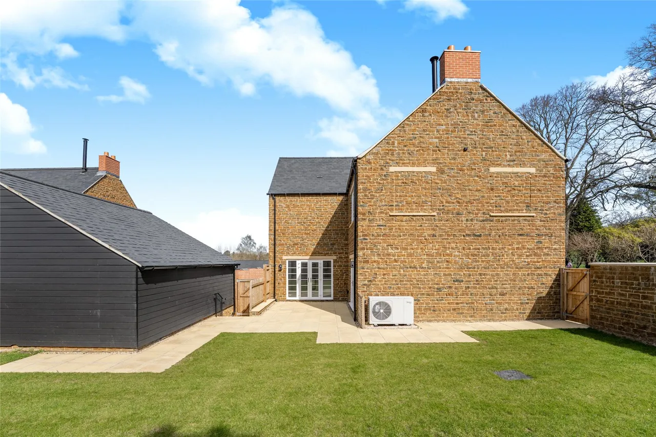 Hook Norton Road, Sibford Ferris, OX15, photo 17