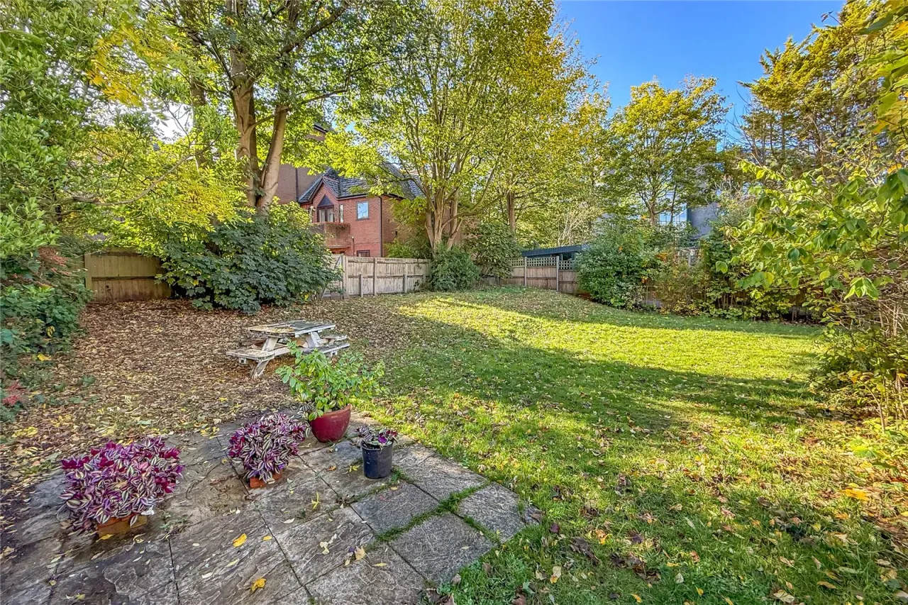 Hatfield Road, St. Albans, AL1, photo 11