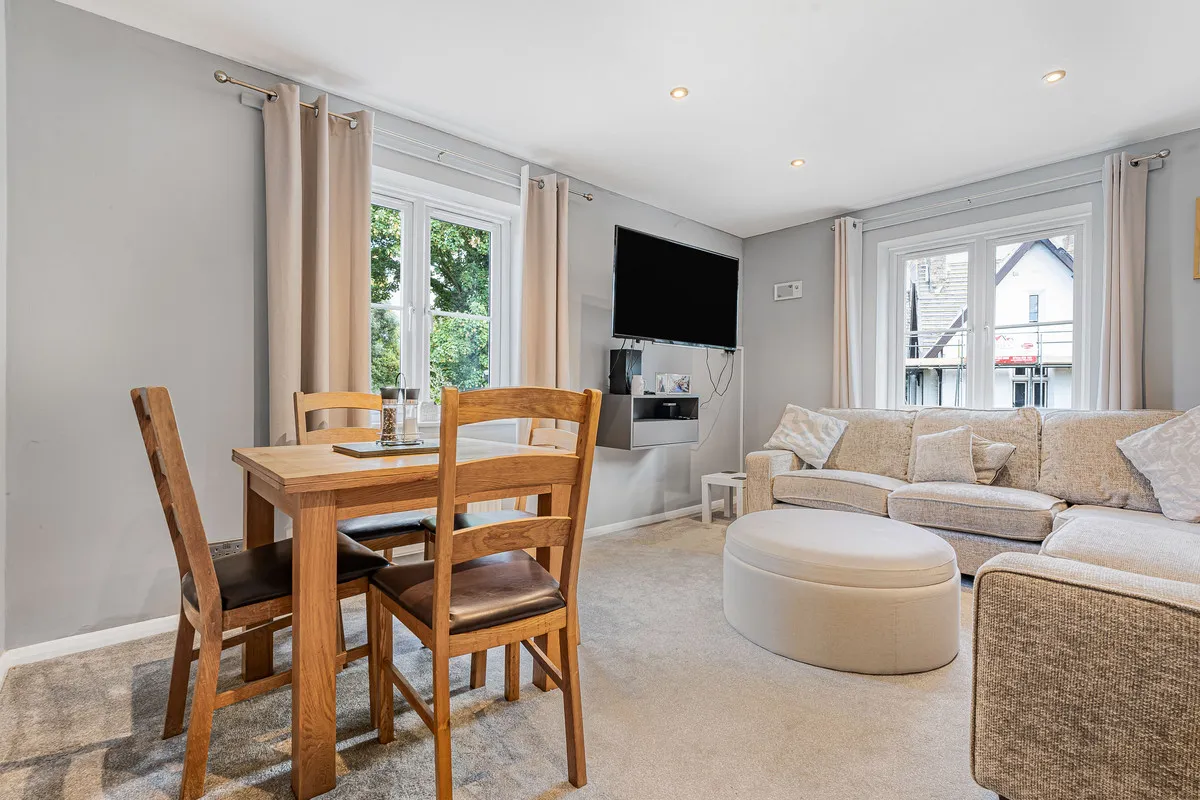 2 bed flat for sale, Waterloo Close, Wallingford