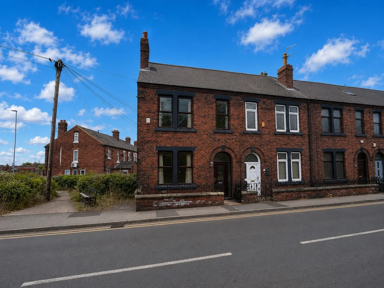 3 bed house for sale — Womersley Road, Knottingley
