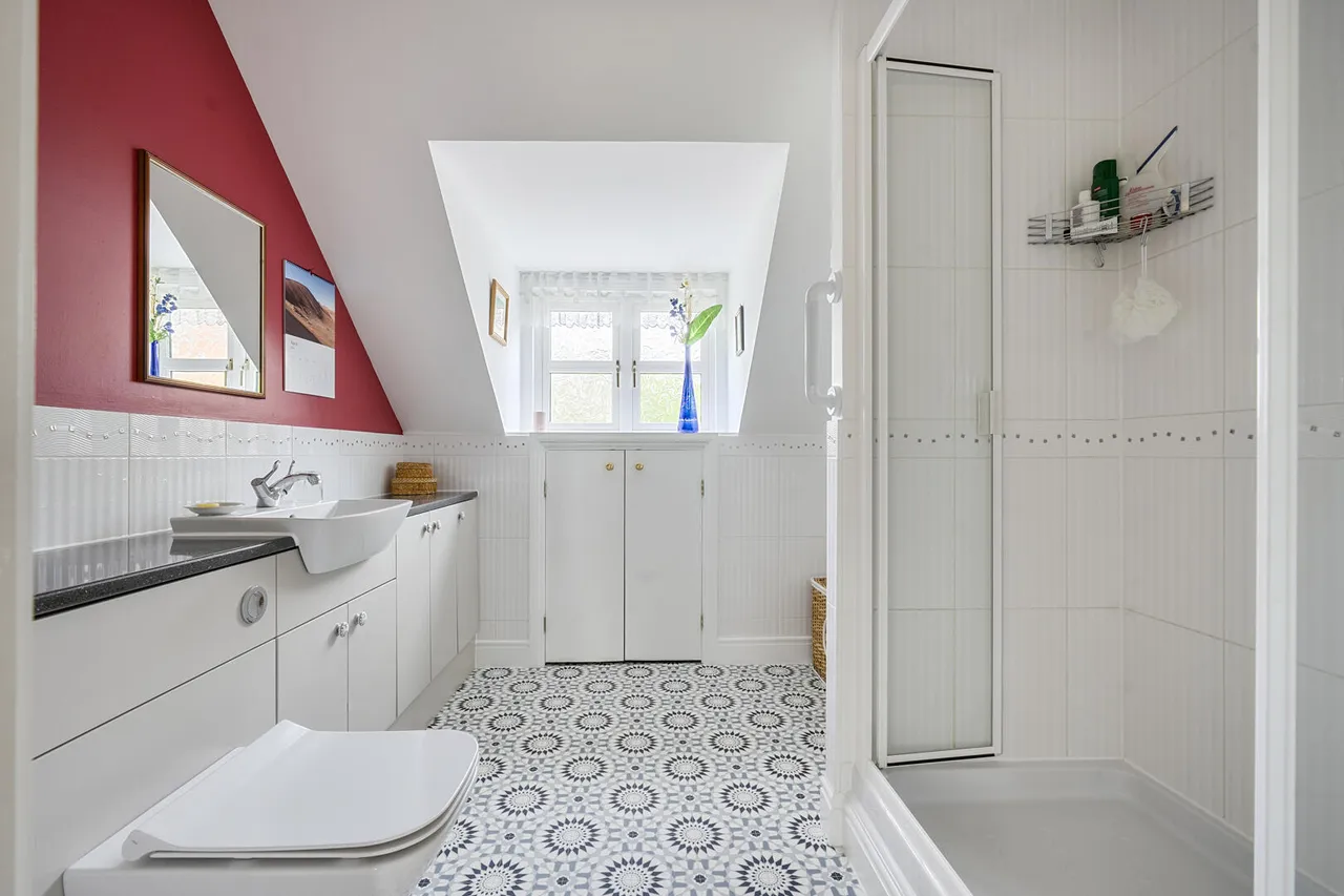 Pinetum Close, Devizes, SN10, photo 22