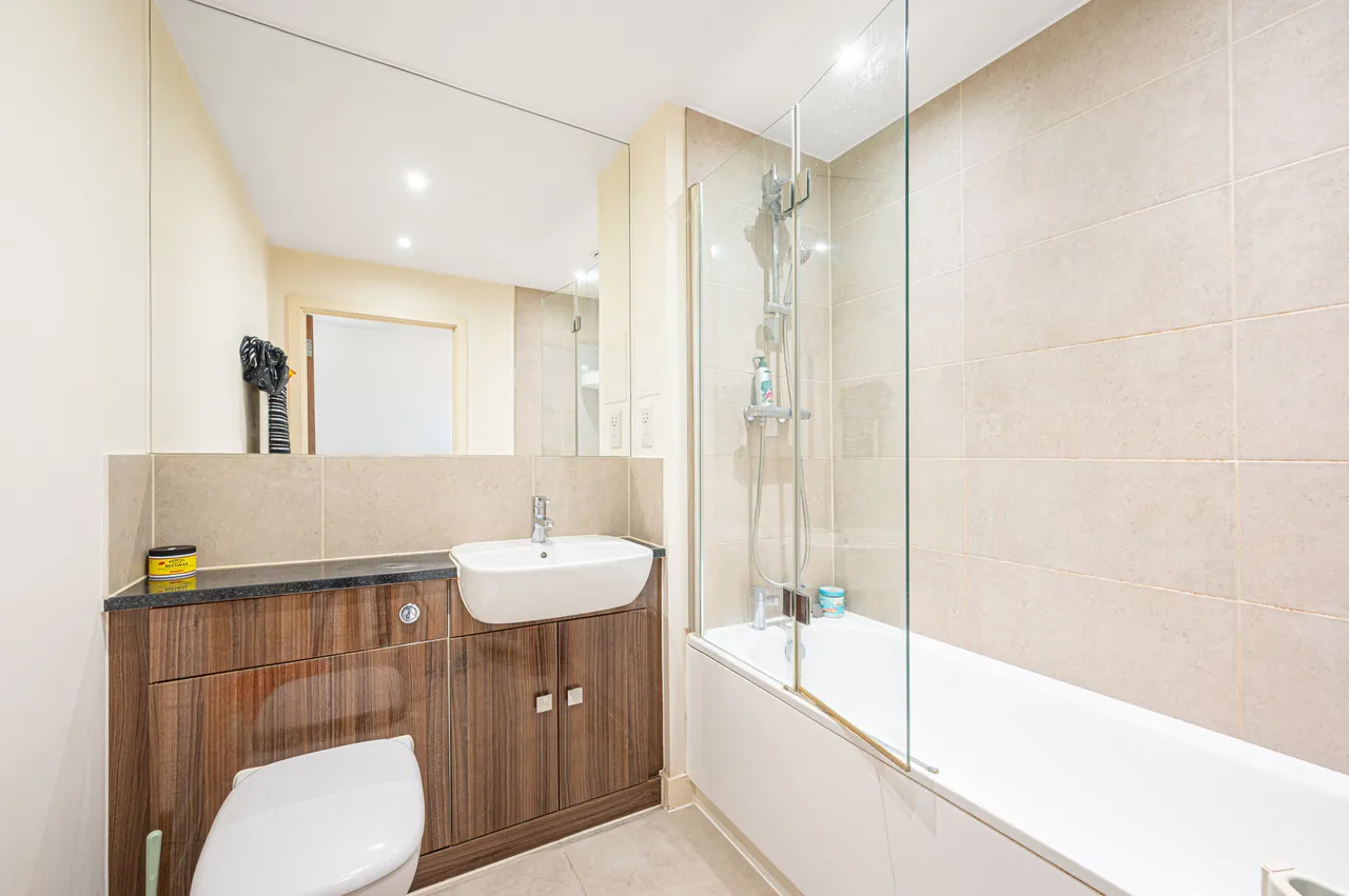 31 Greenshank House, 19 Moorhen Drive, London, photo 8