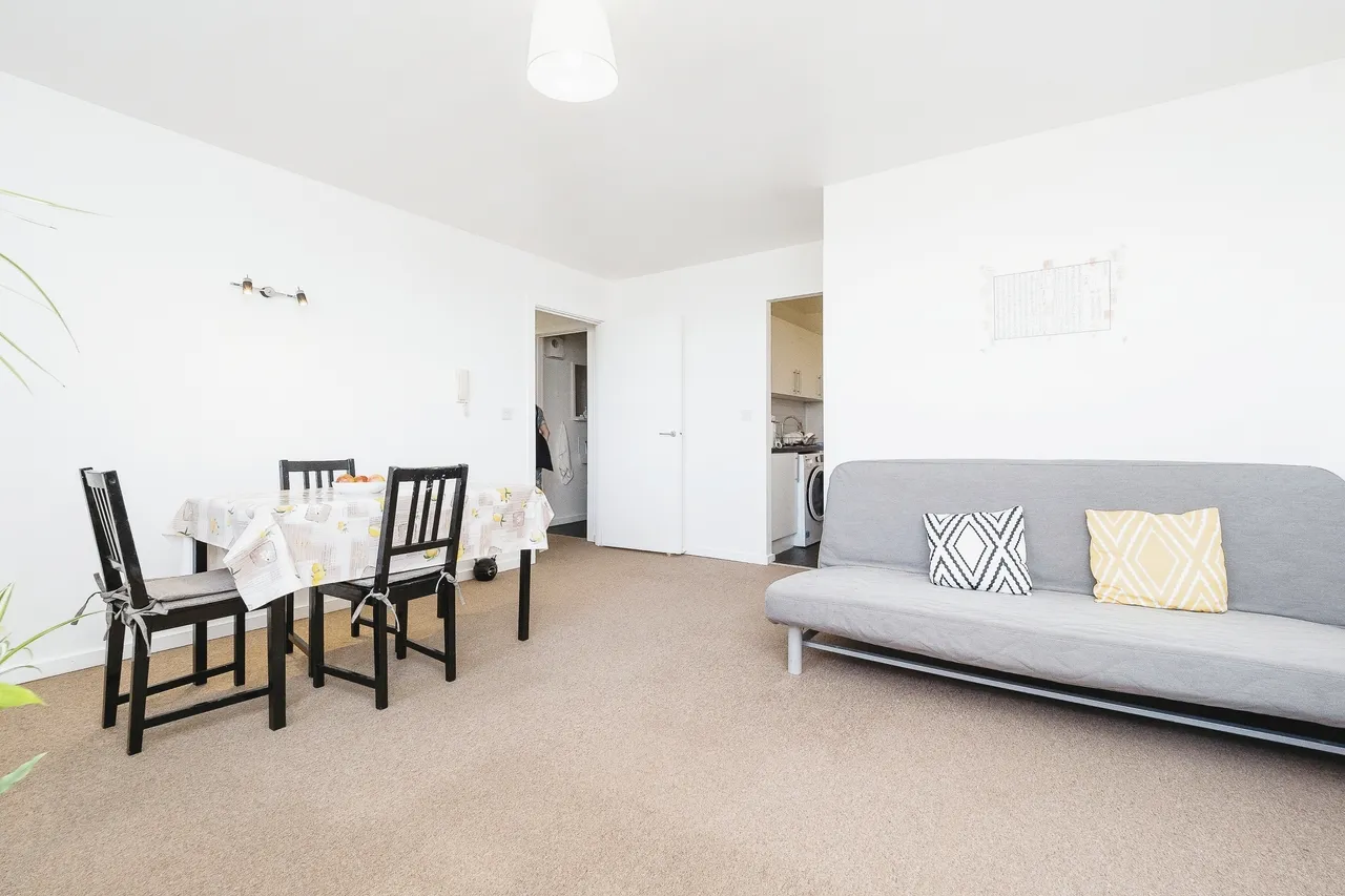Romford Road, London, E7, photo 6
