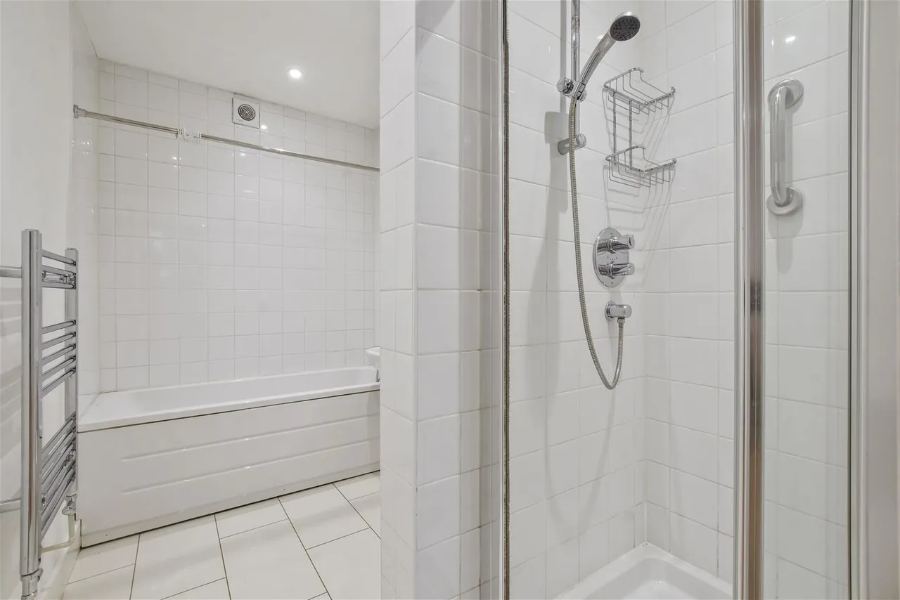 Canfield Place, South Hampstead, photo 9