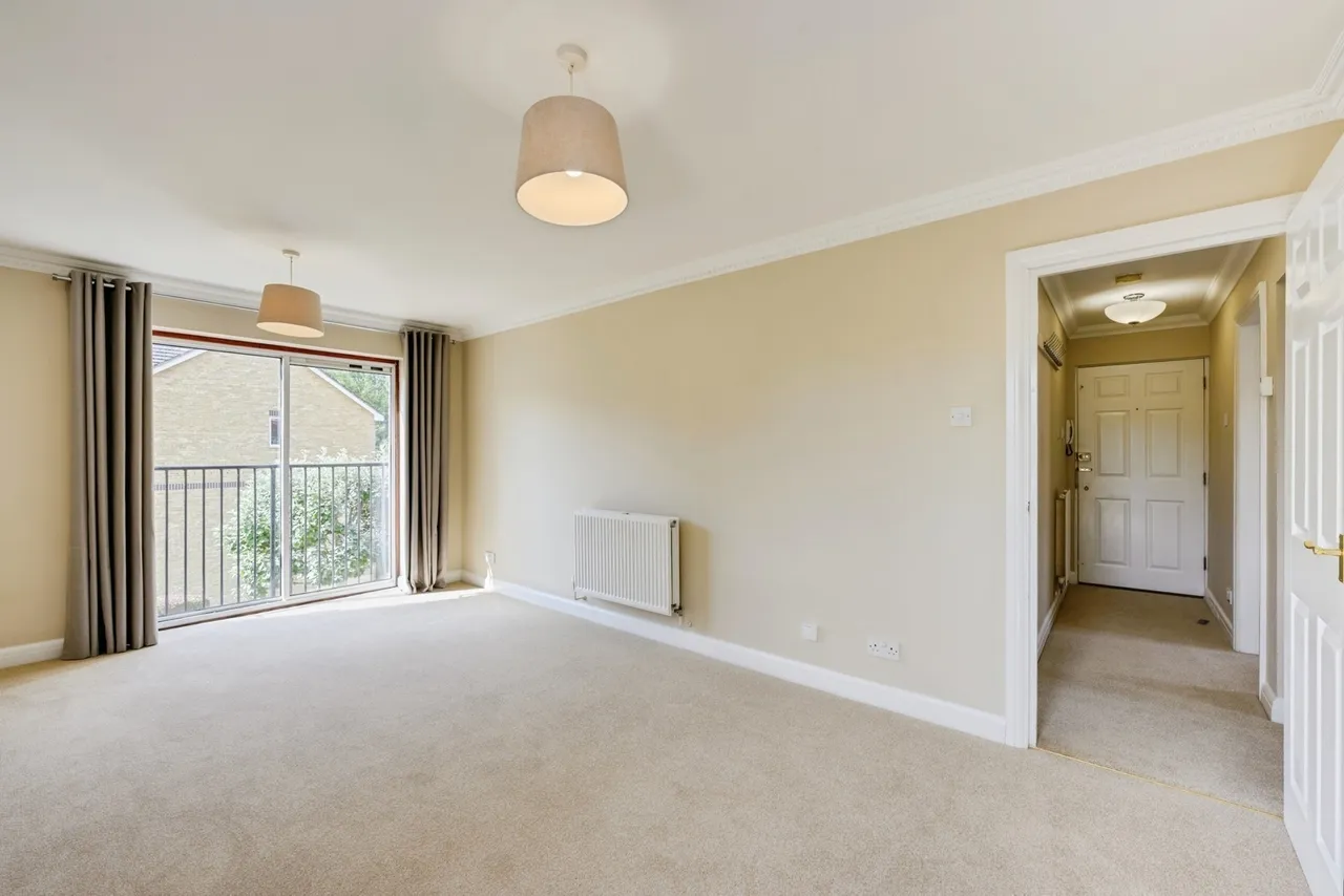 Westview Close, Redhill, RH1, photo 4