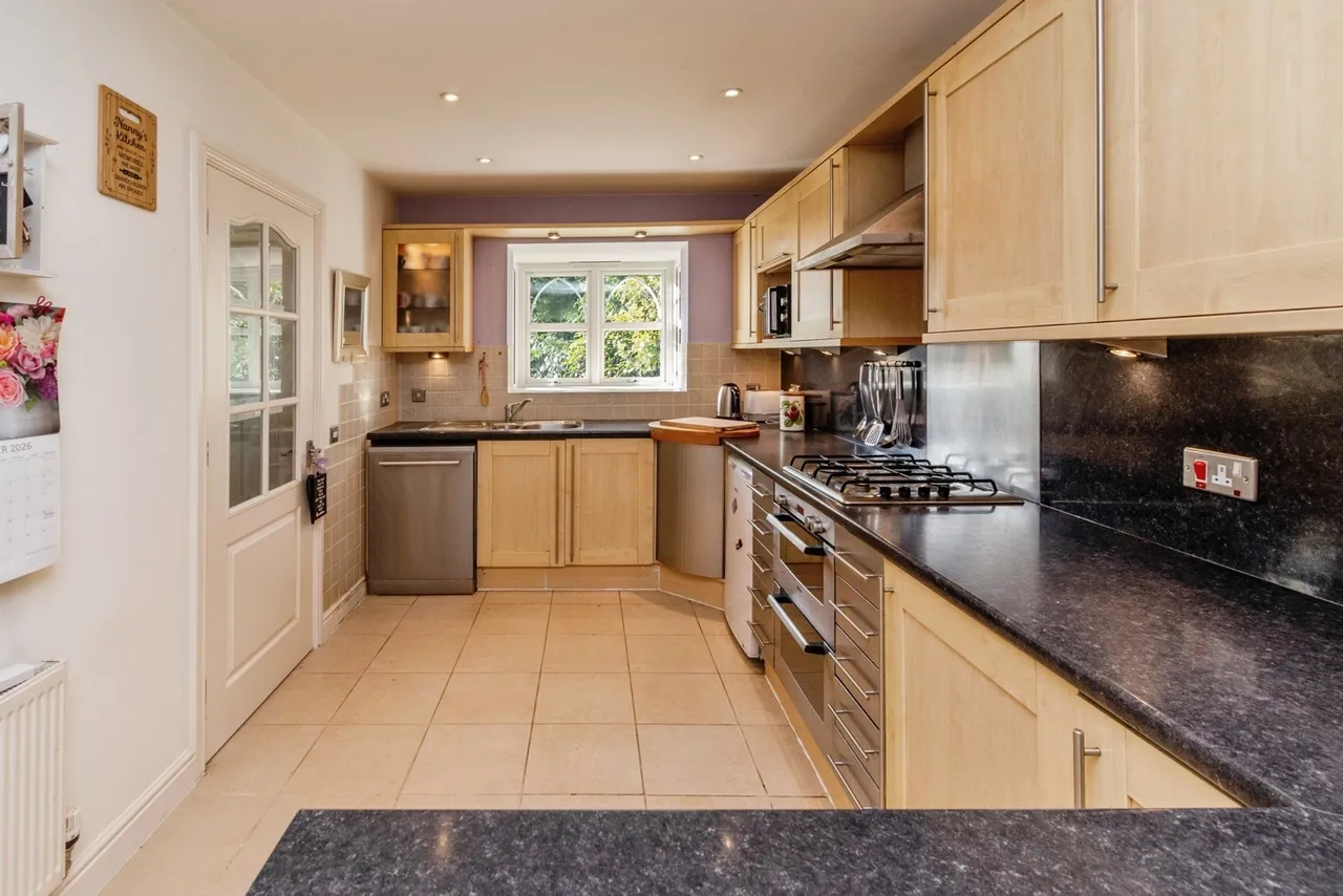 Cannock Road, Burntwood, WS7, photo 5