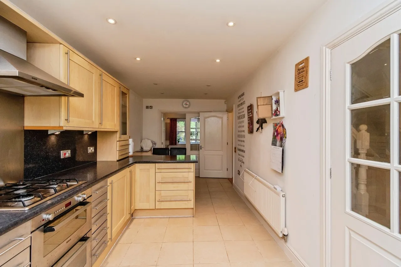 Cannock Road, Burntwood, WS7, photo 4