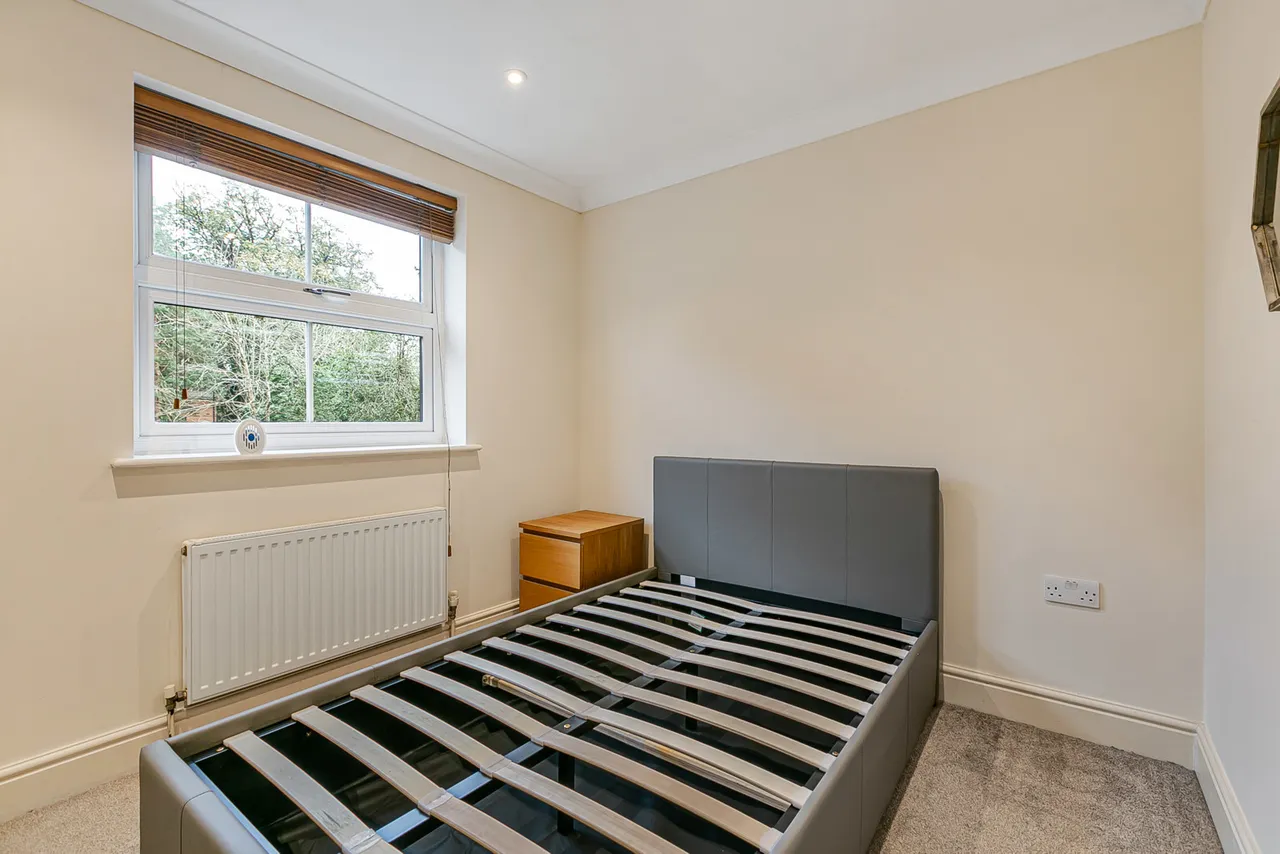 Victoria Mews, Englefield Green, TW20, photo 4