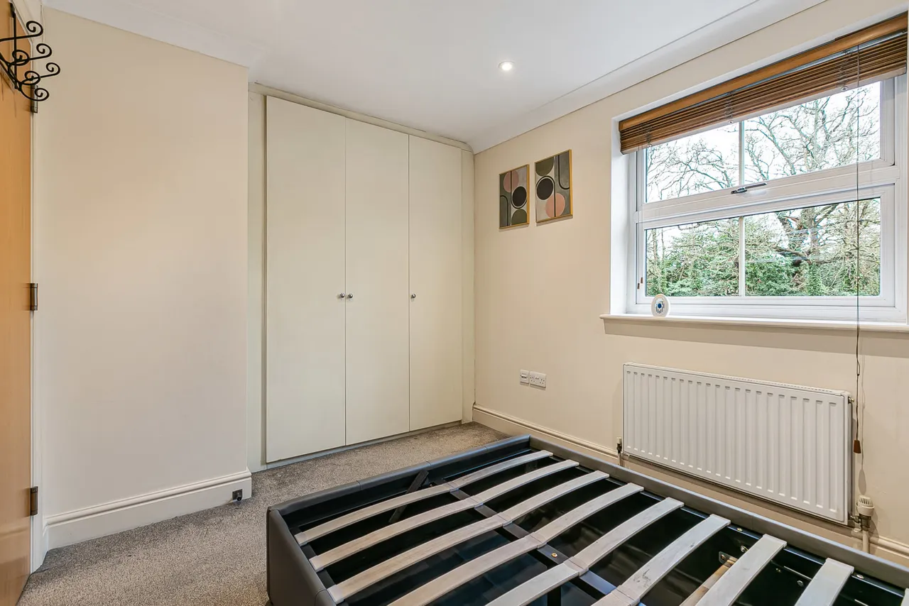 Victoria Mews, Englefield Green, TW20, photo 11