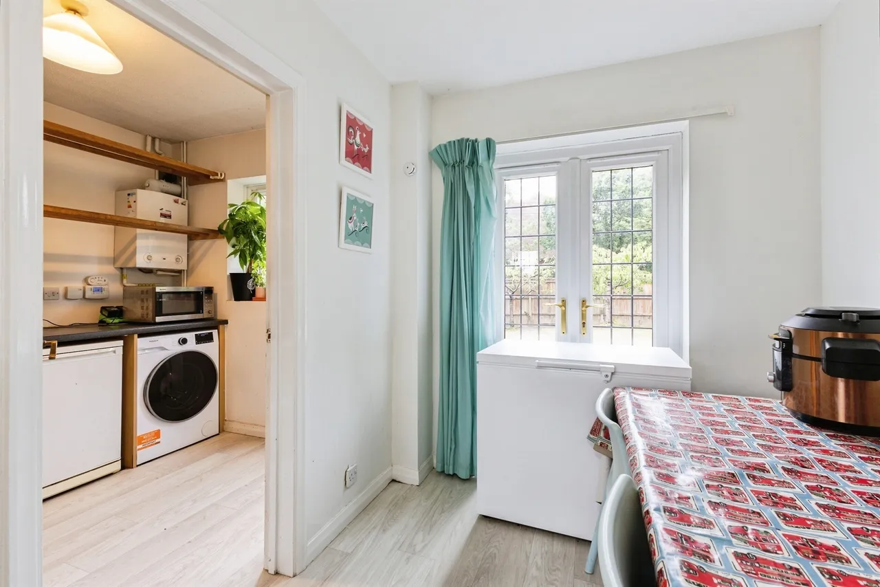 Kerris Way, Earley, RG6, photo 8
