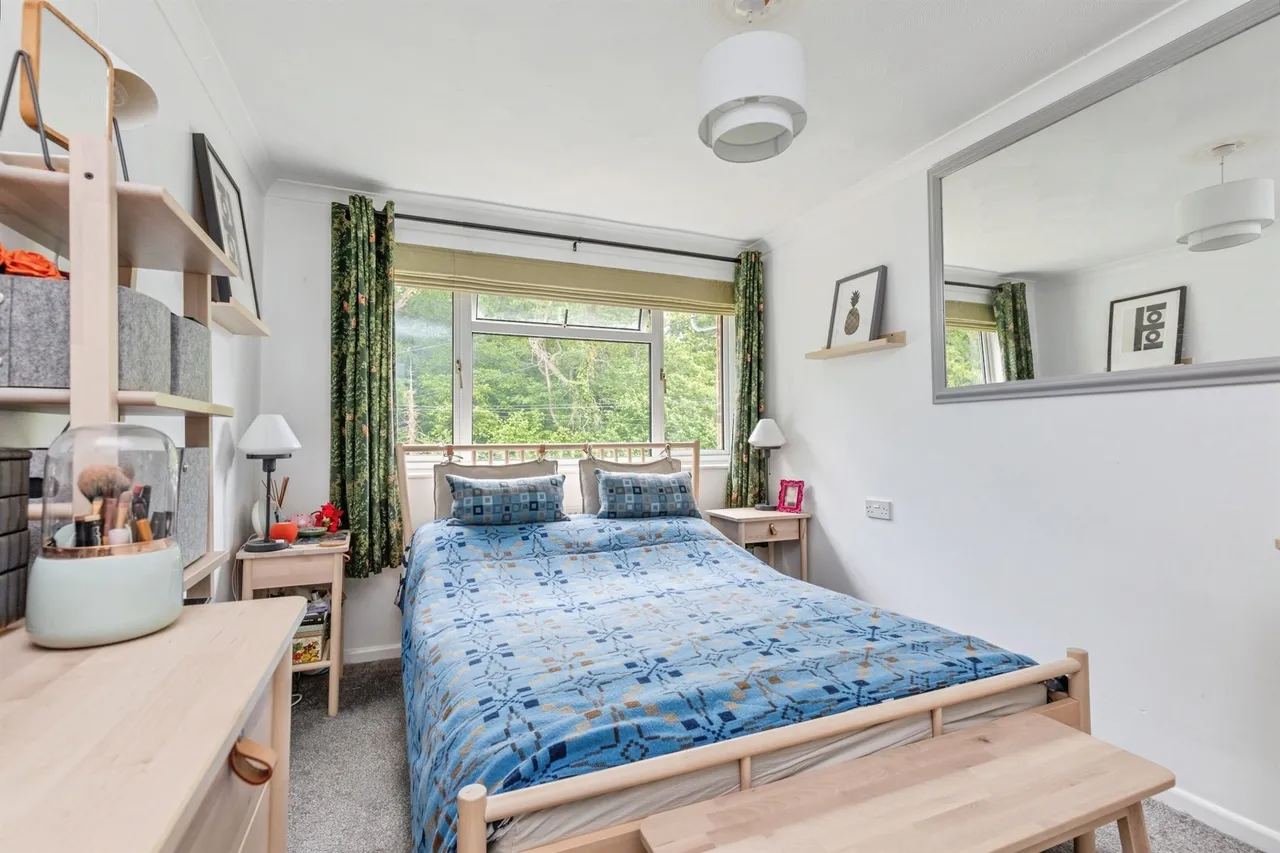 Stonehouse Drive, St. Leonards-On-Sea, photo 11