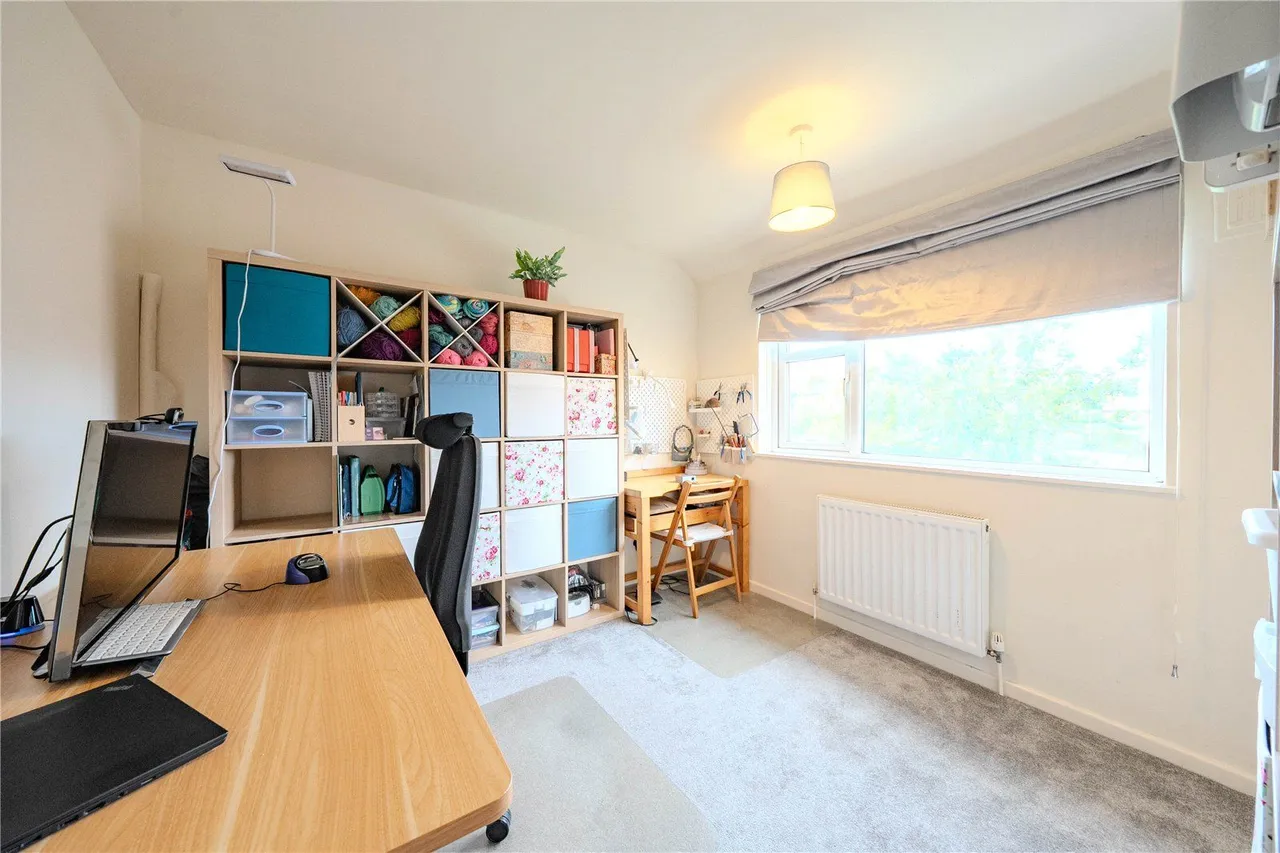 Highfield Crescent, Pudsey, LS28, photo 7
