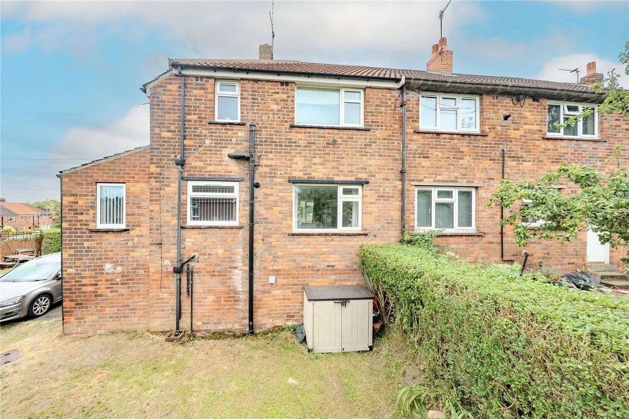 Highfield Crescent, Pudsey, LS28, photo 14