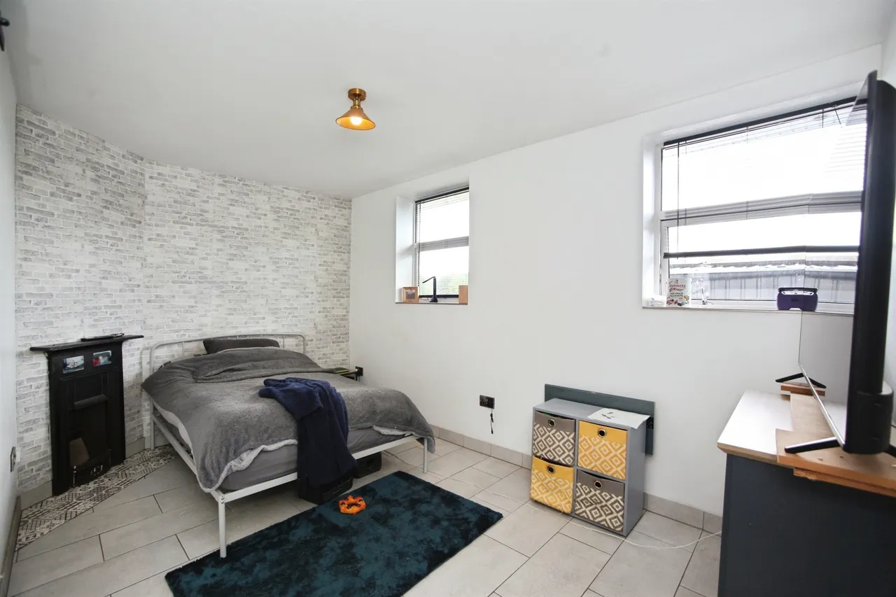 Edmund Road, Chepstow, NP16, photo 11