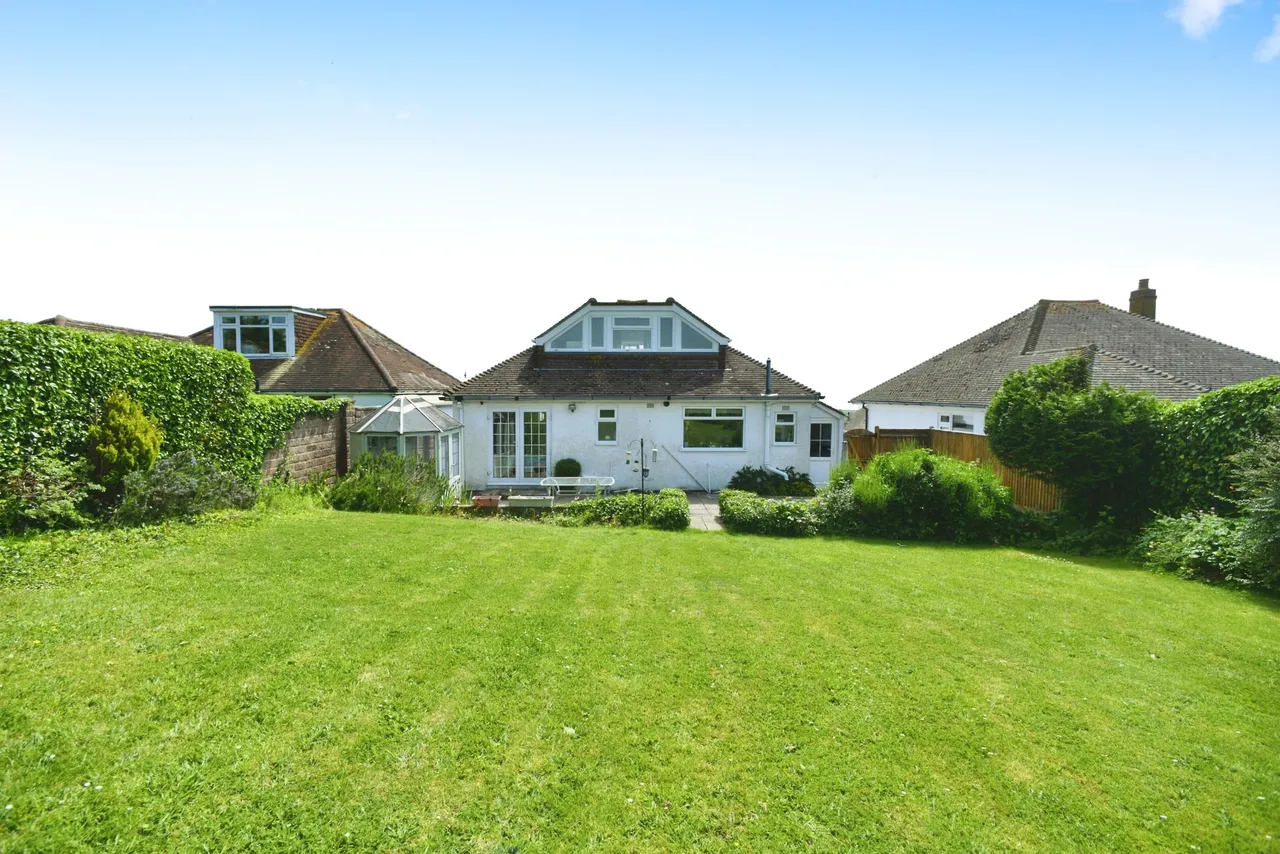 Rodmell Avenue, Saltdean, BN2, photo 17