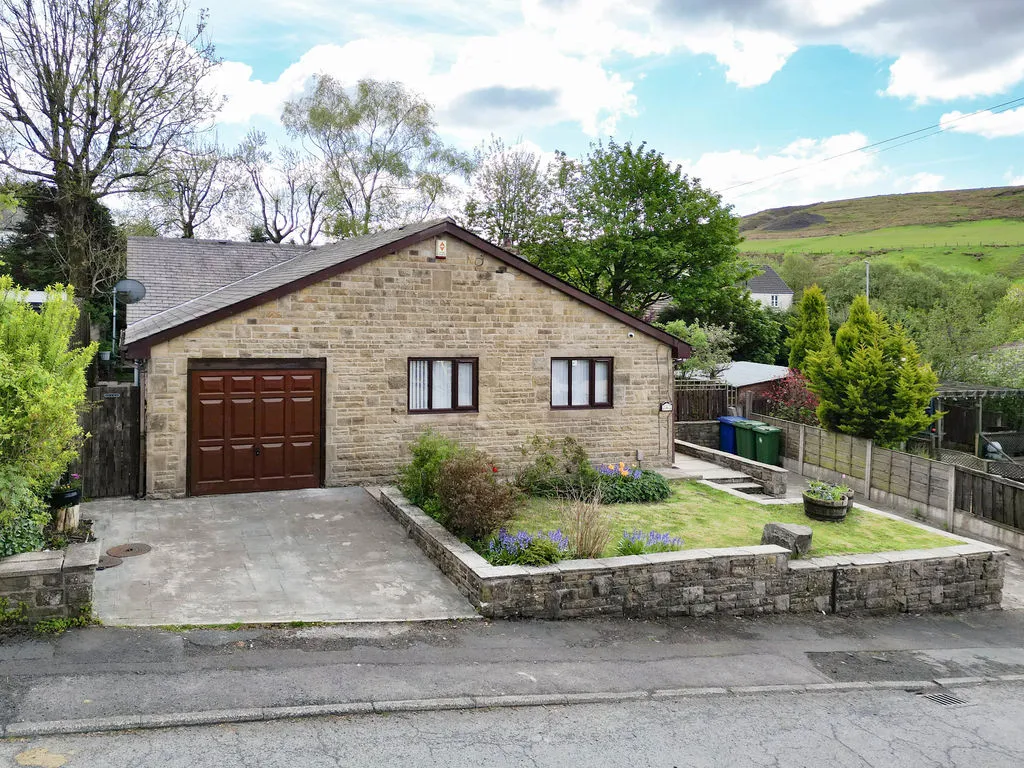 Edge Lane Britannia, Bacup OL13 9SS, photo 2
