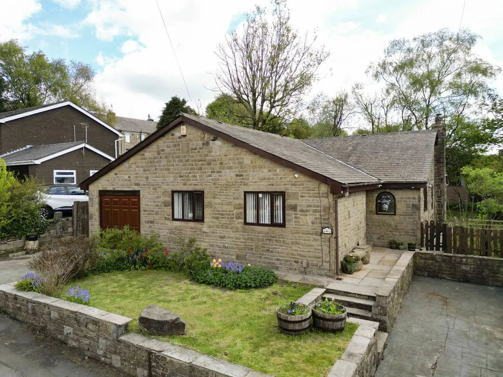 4 bed house for sale — Edge Lane Britannia, Bacup OL13 9SS
