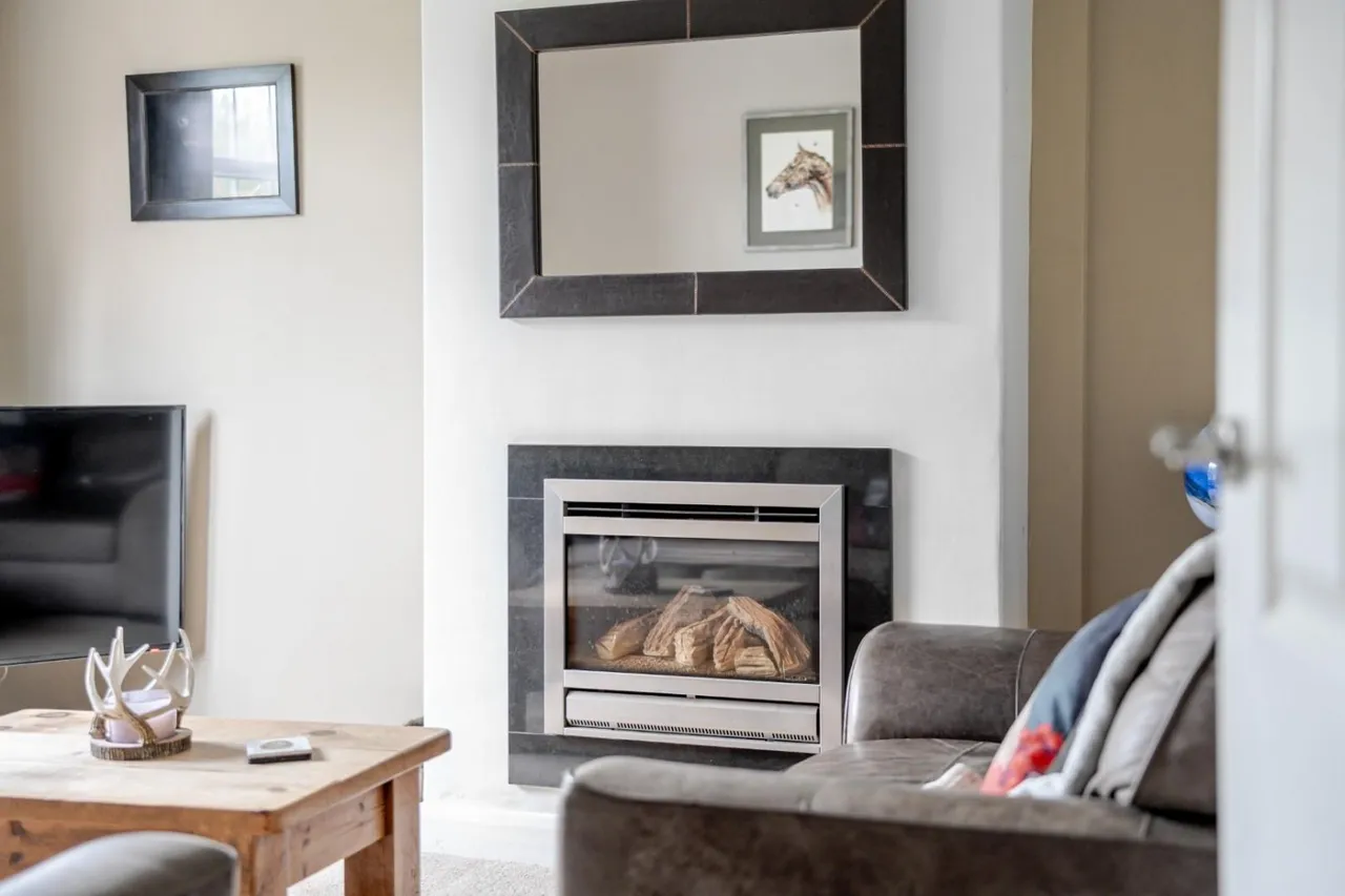 Marlborough Drive, Tadcaster, LS24, photo 4