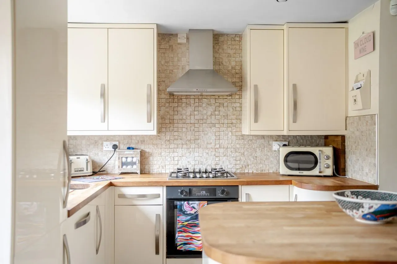 Marlborough Drive, Tadcaster, LS24, photo 8