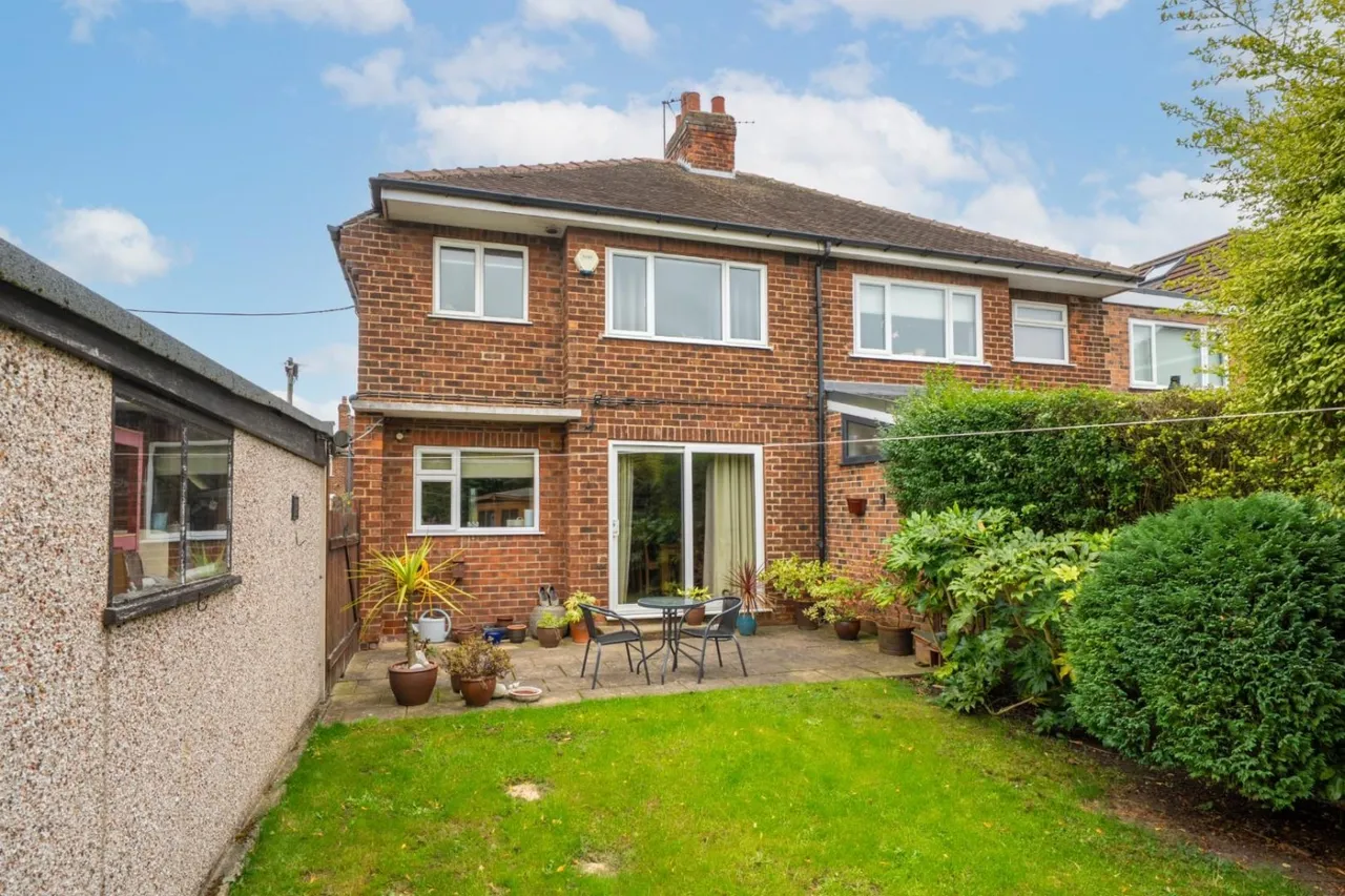 Marlborough Drive, Tadcaster, LS24, photo 13
