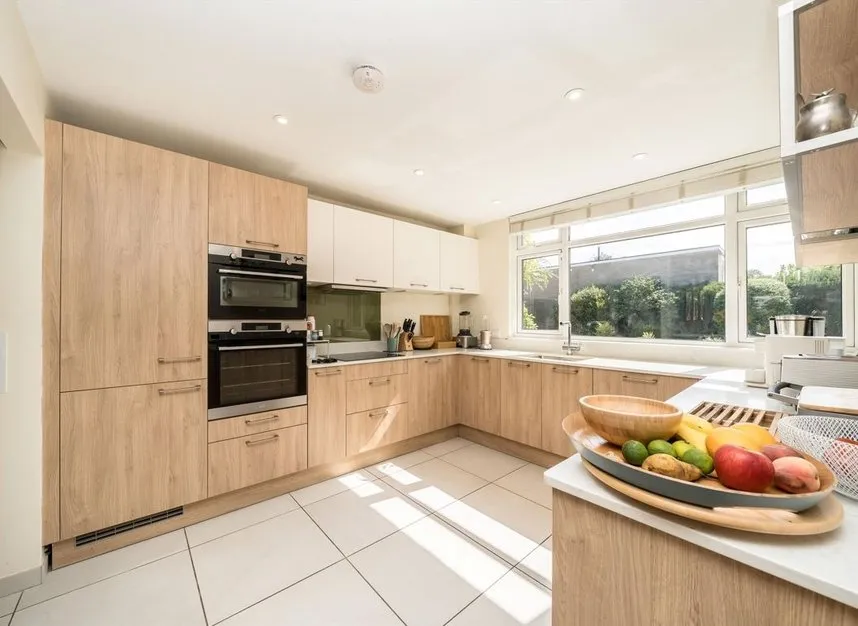 Astor Close, Kingston Upon Thames, KT2, photo 3