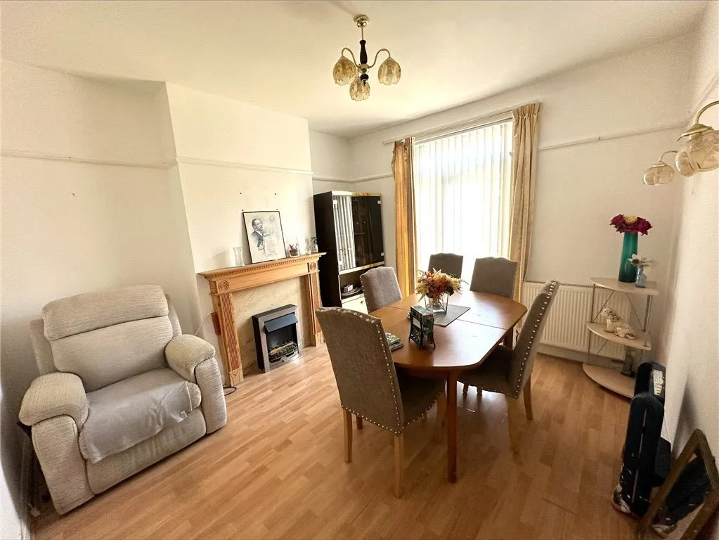 Middle Way, London, SW16, photo 4
