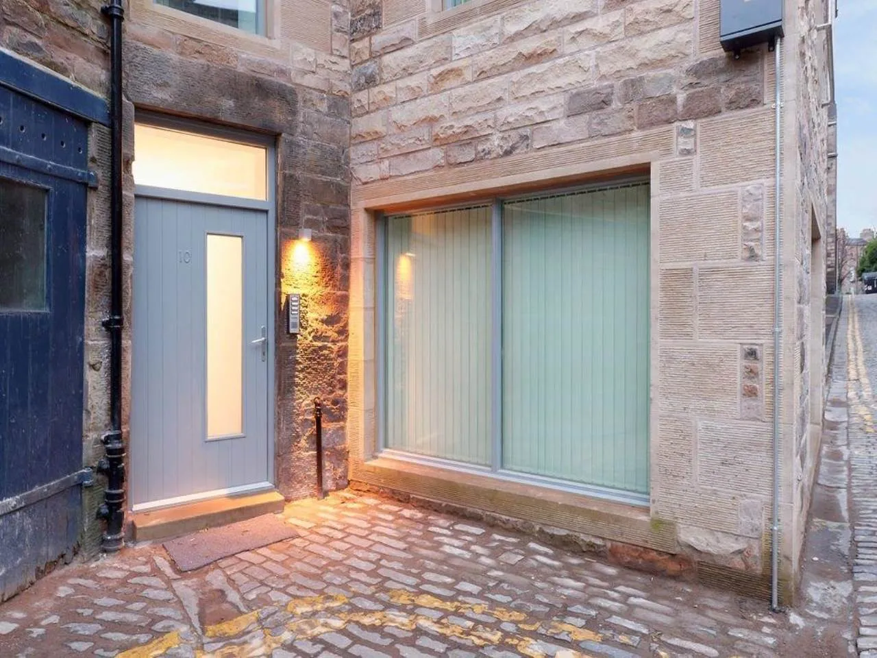 West Scotland Street Lane, New Town, EH3, photo 12