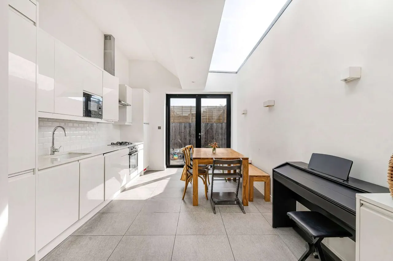 St. Marys Road, London, W5, photo 4
