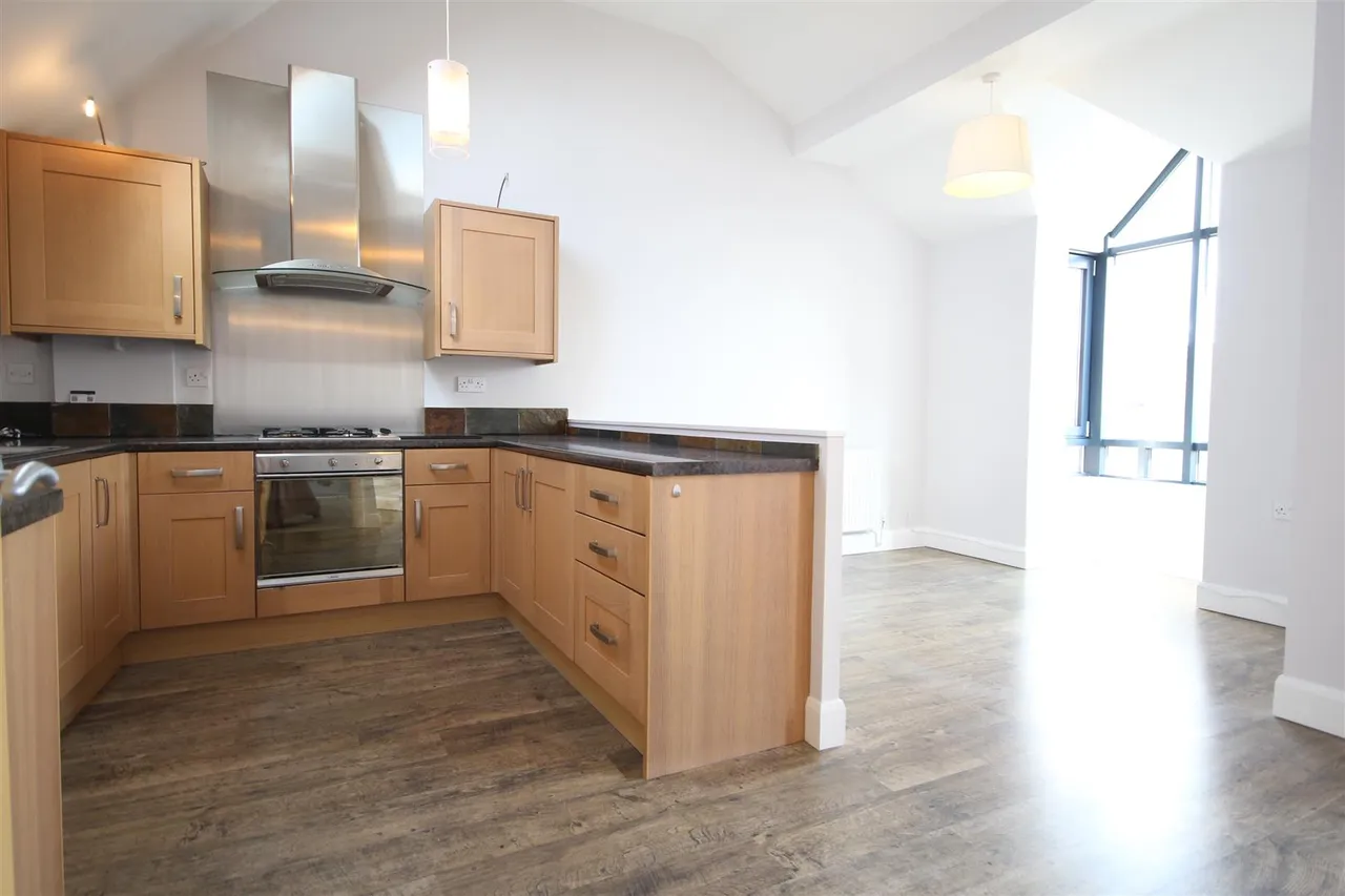 Lord Roberts Road, Beverley, photo 13