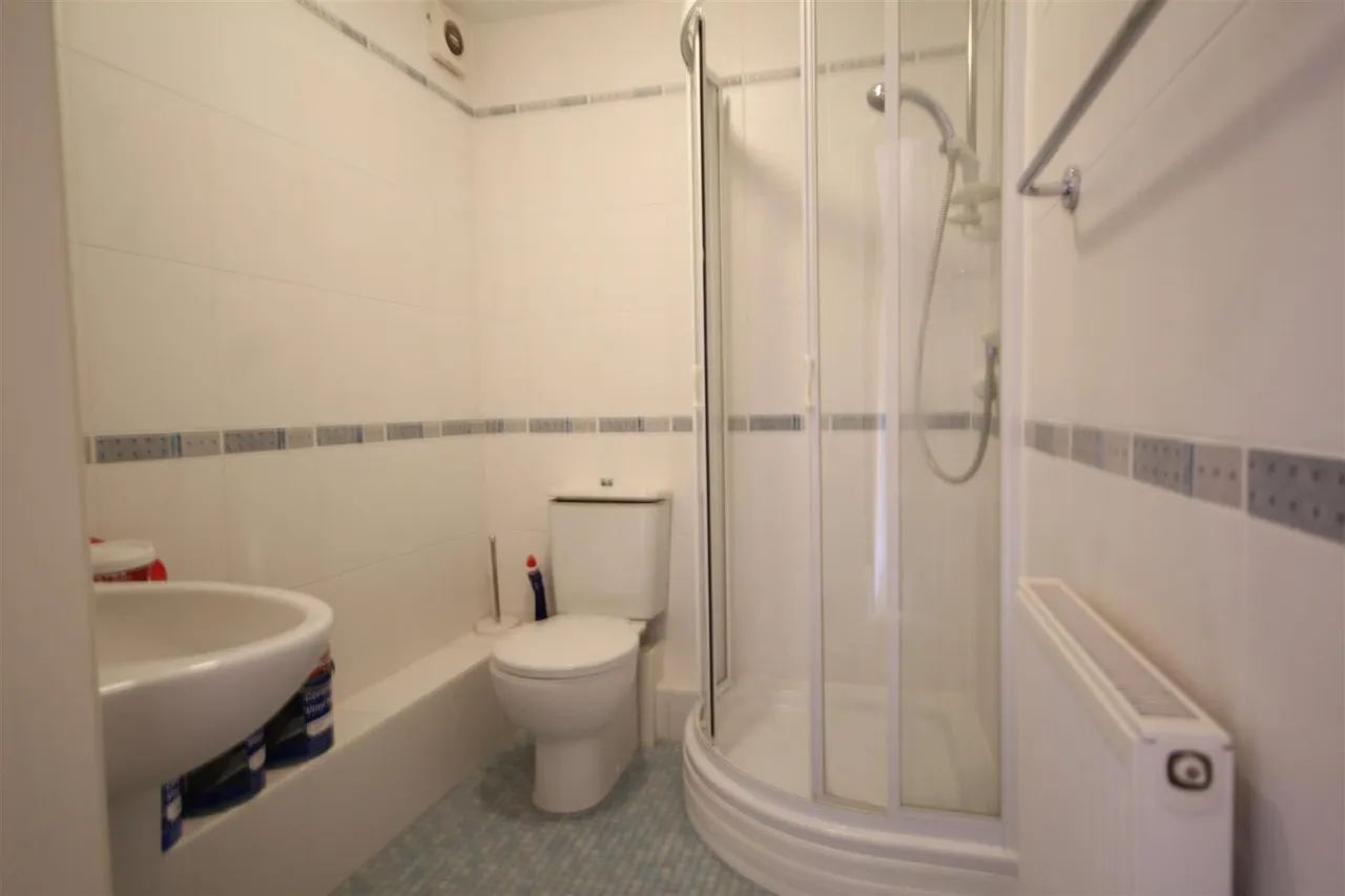 Lord Roberts Road, Beverley, photo 8
