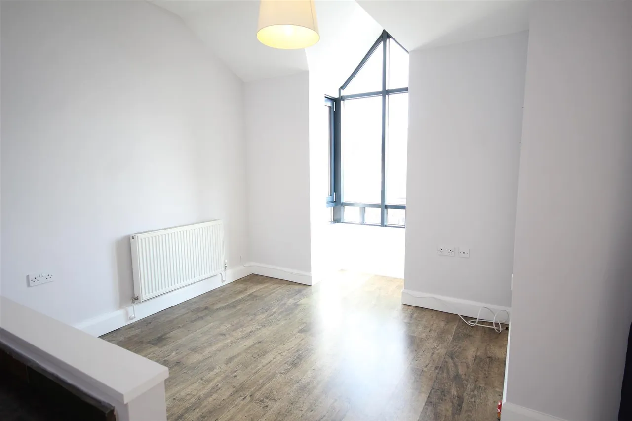 Lord Roberts Road, Beverley, photo 3