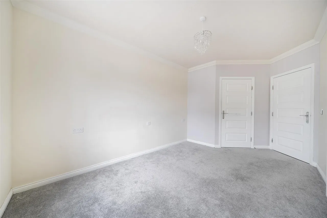 The Causeway, Chippenham, SN15, photo 7