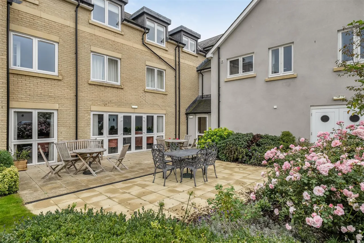 The Causeway, Chippenham, SN15, photo 12