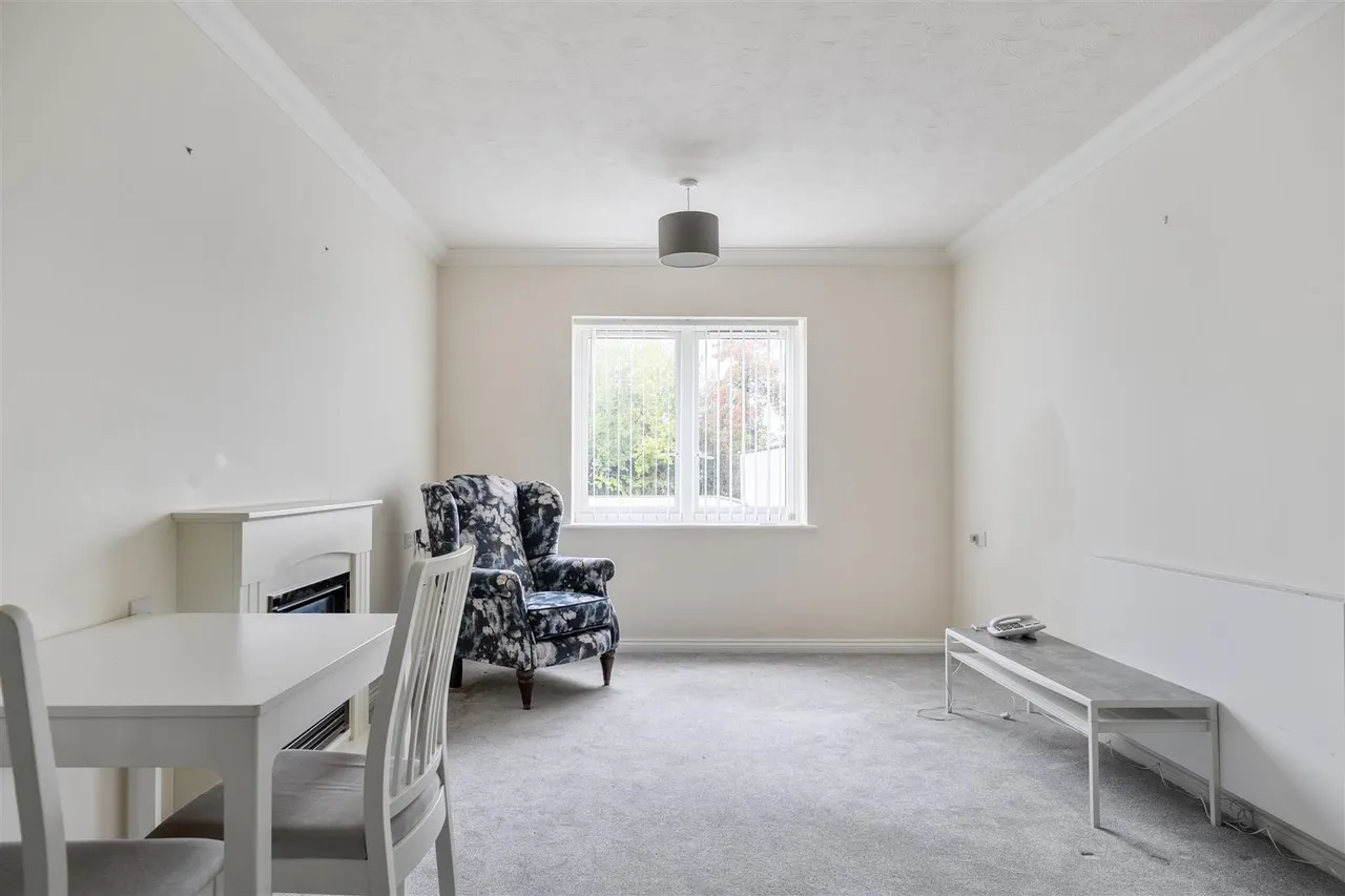 The Causeway, Chippenham, SN15, photo 15