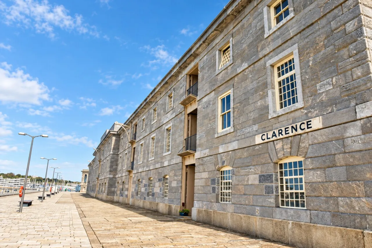 2 bed flat for sale, Royal William Yard, Plymouth, PL1