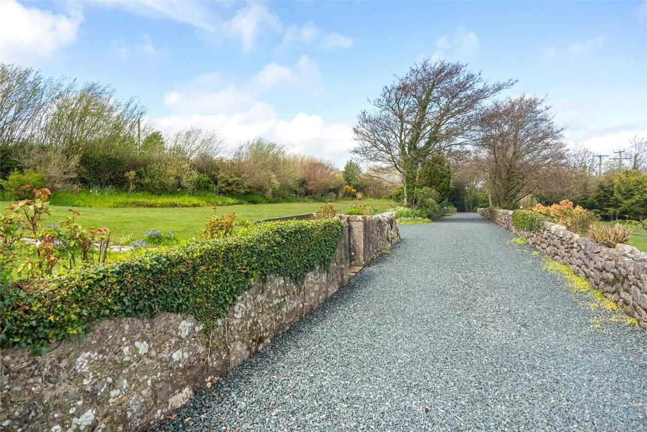 Dulas, LL70, photo 19