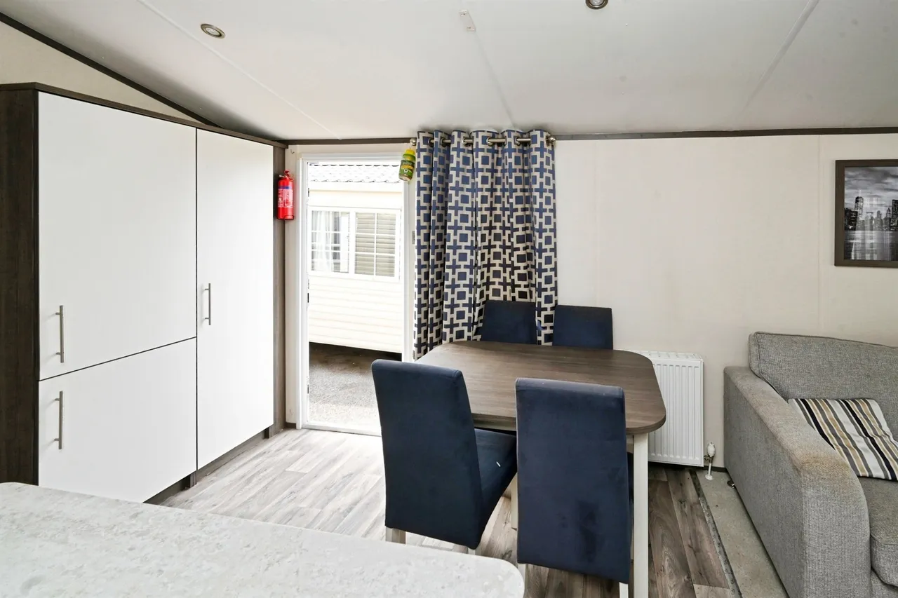 Witham Bank, Chapel Hill, LN4, photo 6