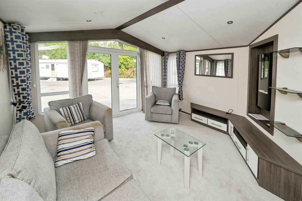 Witham Bank, Chapel Hill, LN4, photo 2