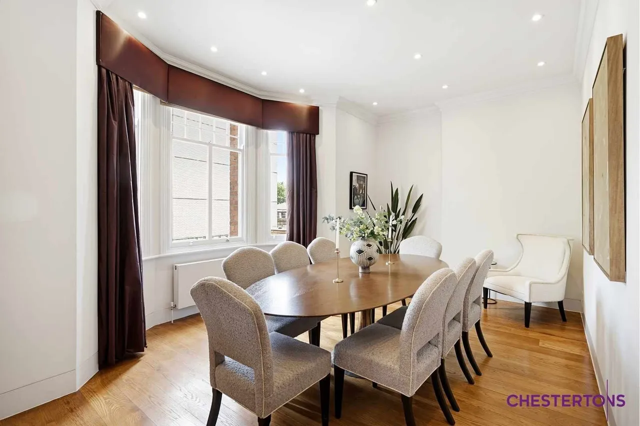 5 bed house to rent, Tite Street, London, SW3