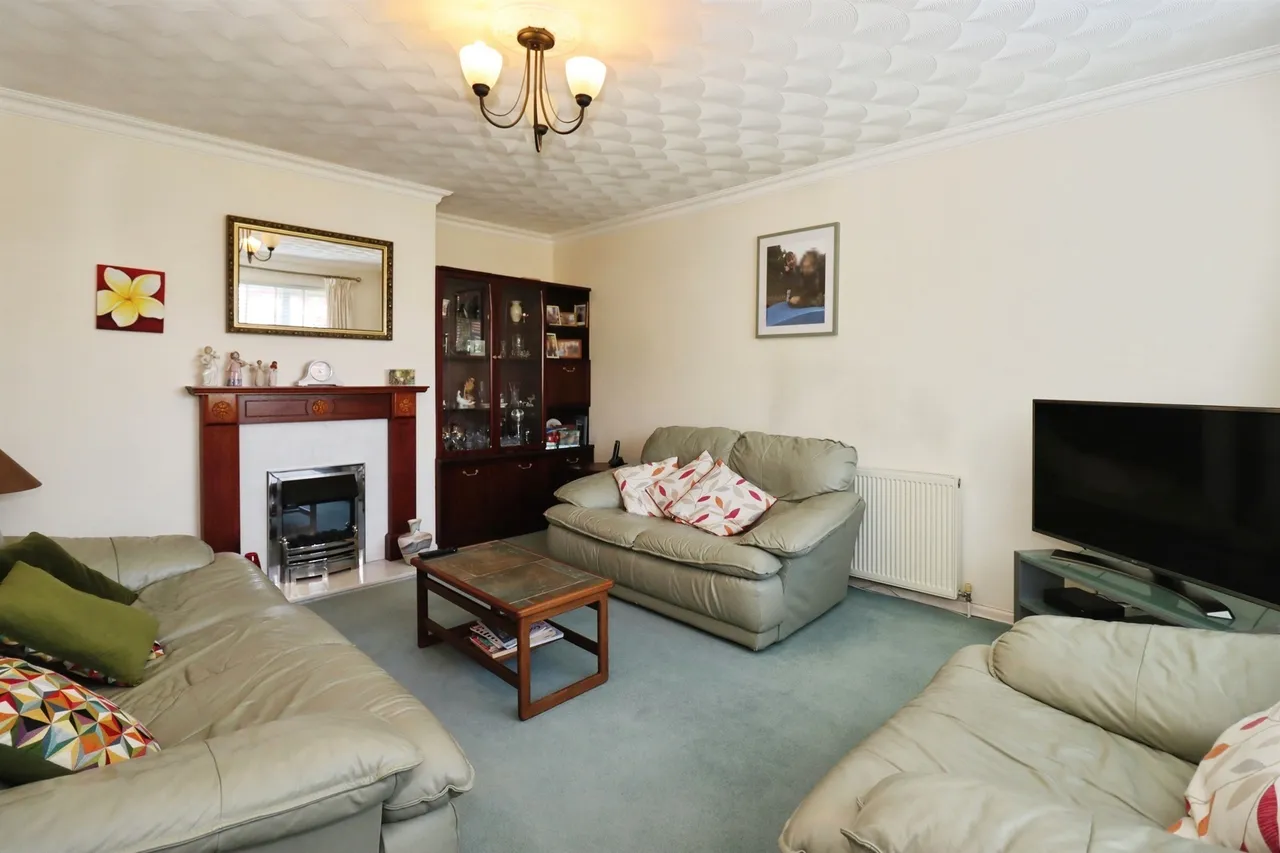 Park Lane, Frampton Cotterell, BS36, photo 8
